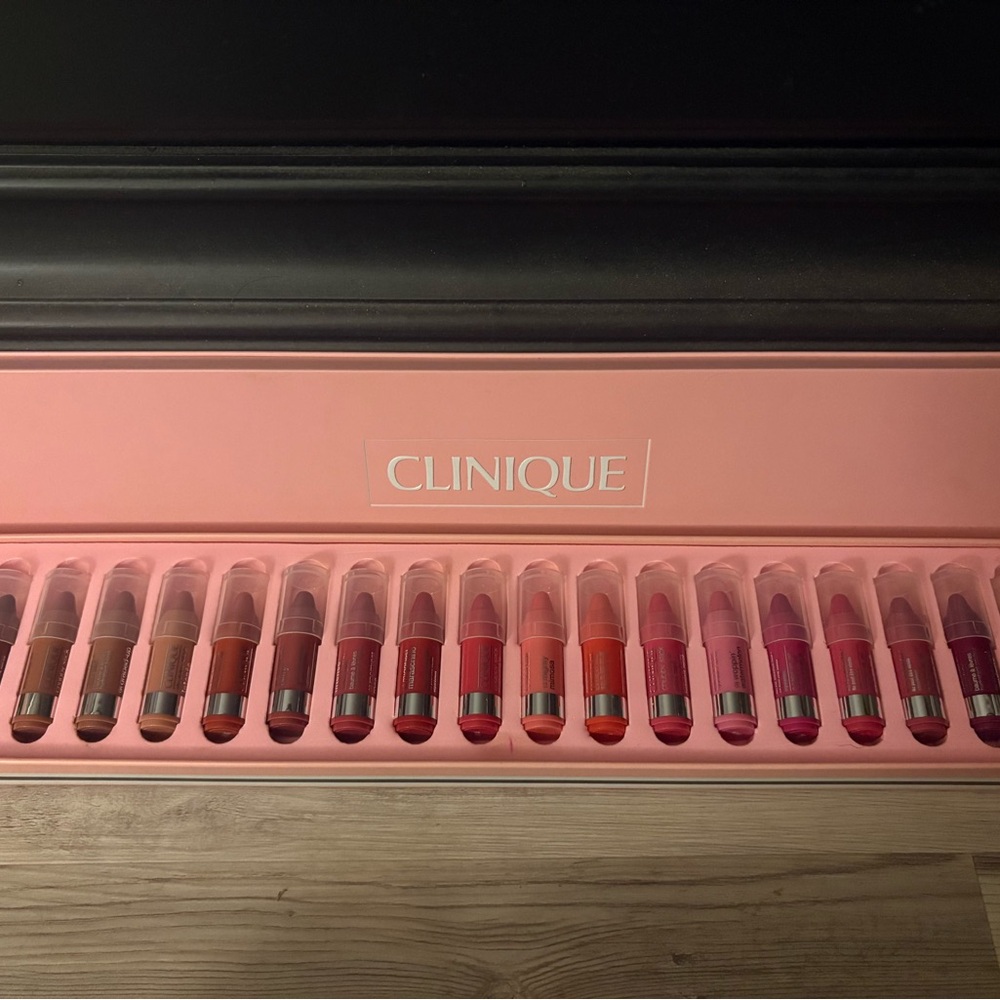 Clinique Chubby Stick Lip Balm Gift Set - 20 chubby sticks .03 oz each